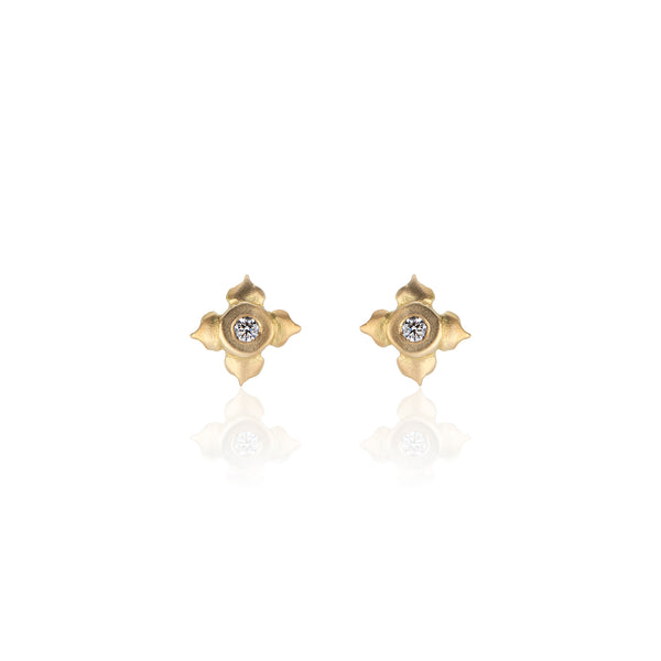 18k Yellow Gold Stud Earrings with Diamonds in Lotus Flower Motif